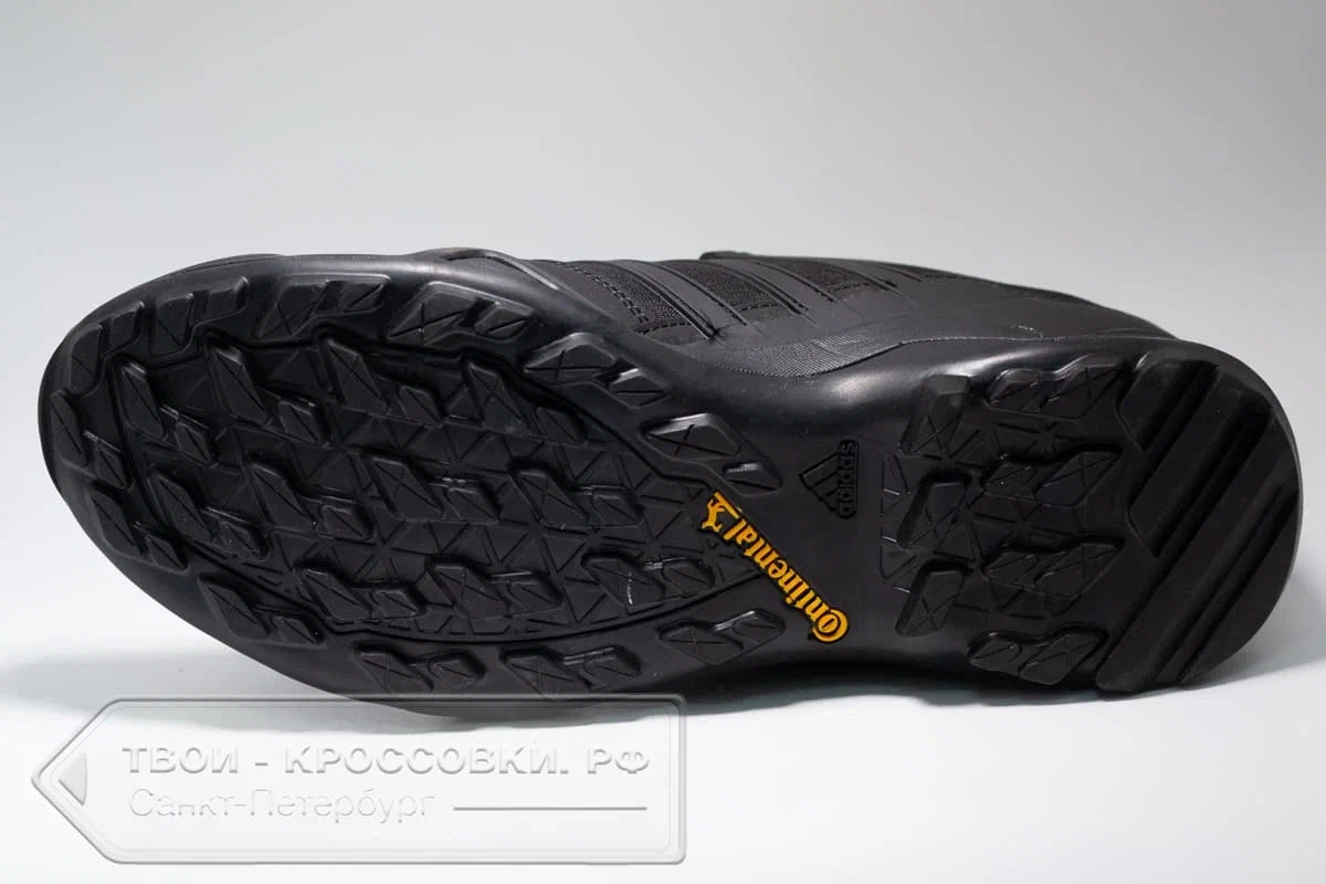 Зимние кроссовки Adidas Terrex Swift R2 мужские, чёрные, арт. AD606